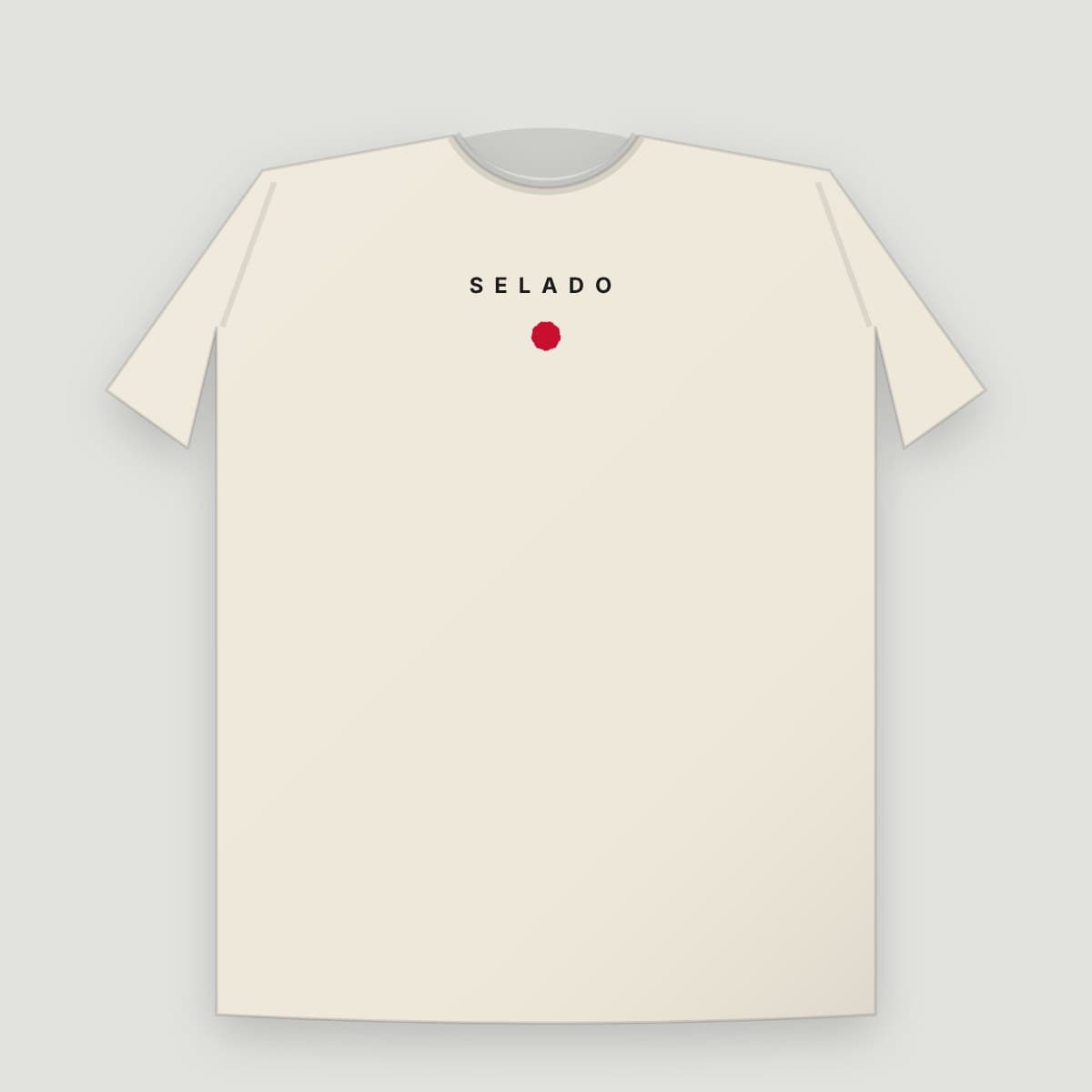 Camiseta “Selado”, modelo Tradicional, frente: "SELADO" e um pequeno lacre